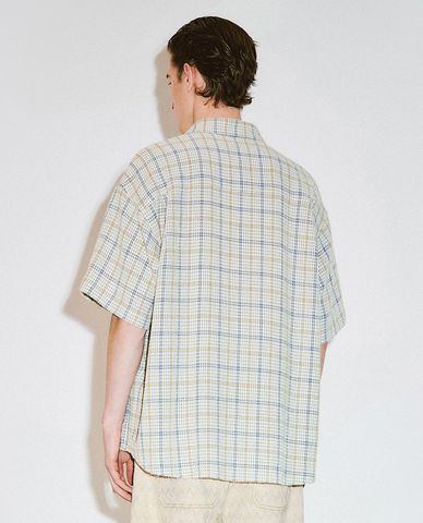  URBAN REVIVO - Áo sơ mi nam cổ bẻ tay ngắn Plaid 