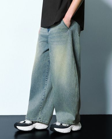  URBAN REVIVO - Quần jeans nam ống rộng wash bạc trẻ trung Loose Straight 