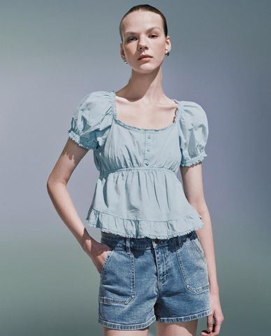  URBAN REVIVO - Áo kiểu nữ cổ vuông tay phồng Ruffle 