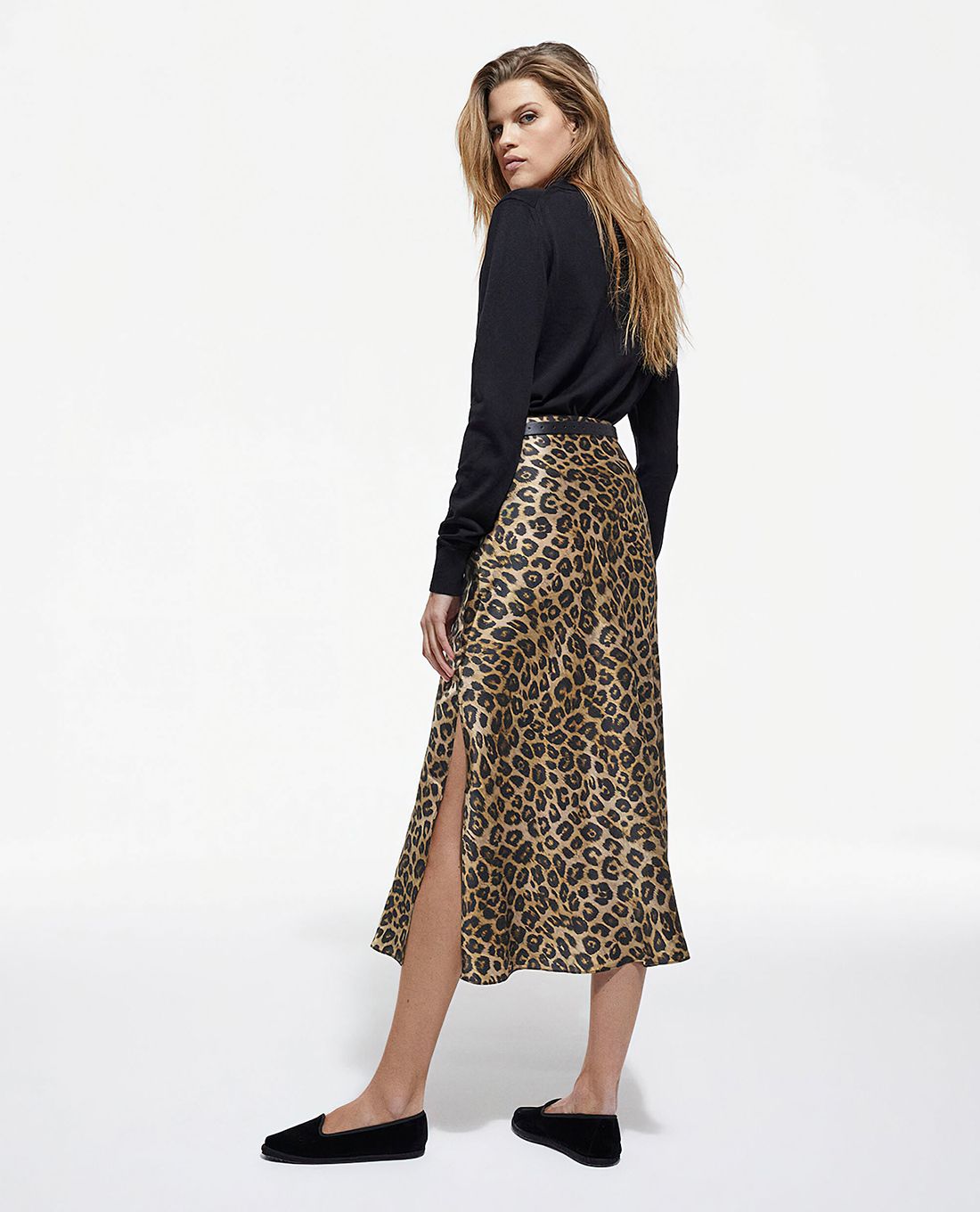 Hội chị em đòi mua váy da báo giá 14 triệu đồng của Zara  Thời trang   Việt Giải Trí