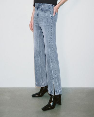  URBAN REVIVO - Quần jeans nữ ống loe phom ôm 