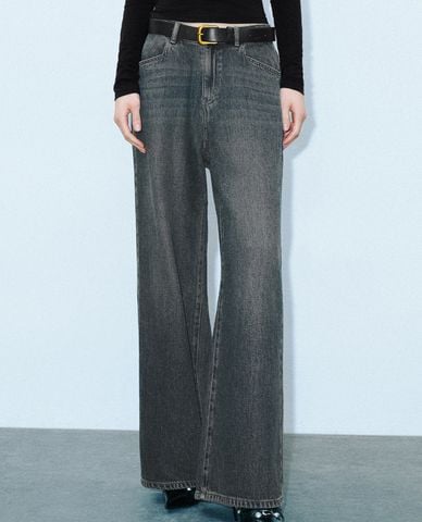  URBAN REVIVO - Quần jeans nữ ống rộng phối thắt lưng 