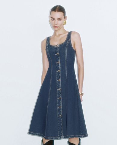  URBAN REVIVO - Đầm denim hai dây phom midi quyến rũ A-Line 