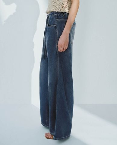  URBAN REVIVO - Quần jeans nữ ống rộng thắt dây cá tính 