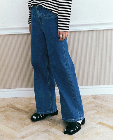  URBAN REVIVO - Quần jeans nữ ống rộng thời trang 