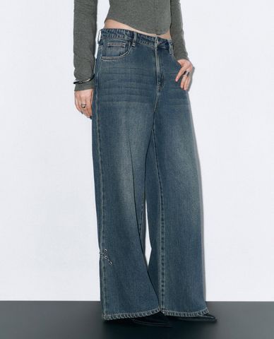  URBAN REVIVO - Quần jeans nữ ống rộng thời trang 