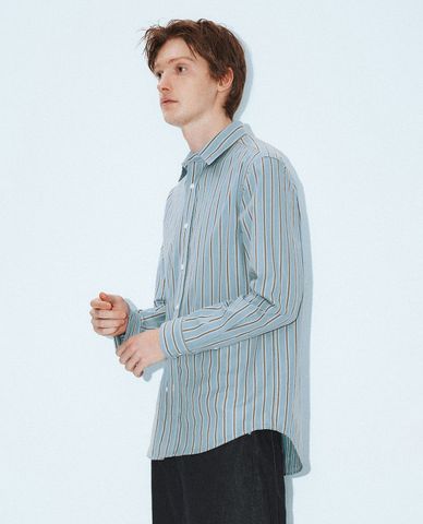  URBAN REVIVO - Áo sơ mi nam cổ bẻ tay dài kẻ sọc 