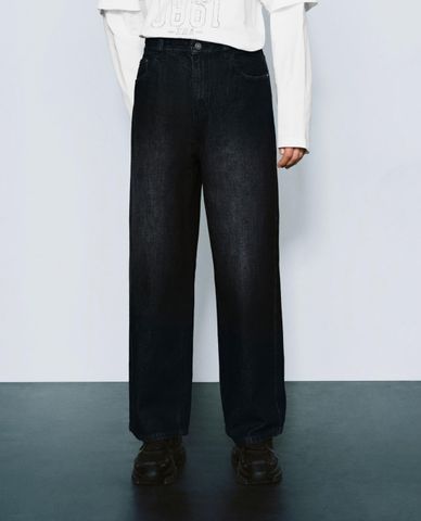  URBAN REVIVO - Quần jeans nam ống rộng thời thượng 