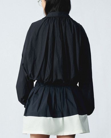  URBAN REVIVO - Áo khoác croptop nữ phối zip 