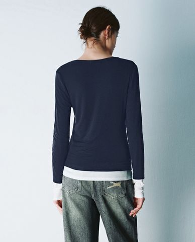  URBAN REVIVO - Áo thun nữ cổ tròn tay dài phom ôm 