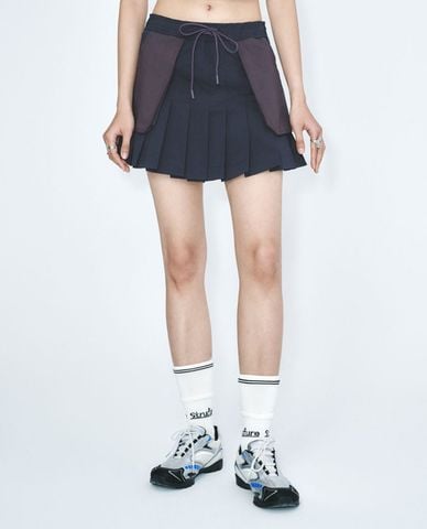  URBAN REVIVO - Chân váy xếp li mini nữ tính 