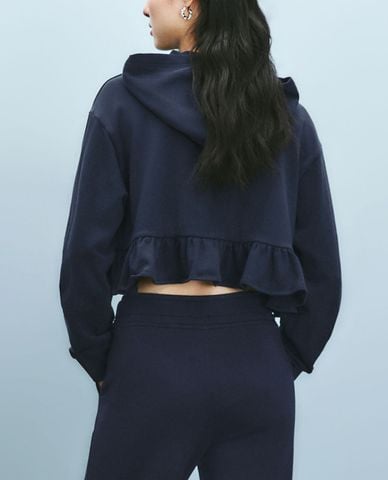  URBAN REVIVO - Áo hoodie nữ phối mũ phom croptop 