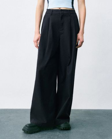  URBAN REVIVO - Quần nữ ống rộng hiện đại 