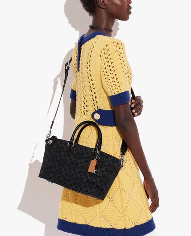  COACH - Túi xách nữ phom chữ nhật Cara Satchel In Signature Denim 