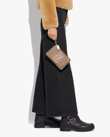  COACH - Ví nữ dáng dài phom chữ nhật Lunar New Year Signature Canvas Rabbit 