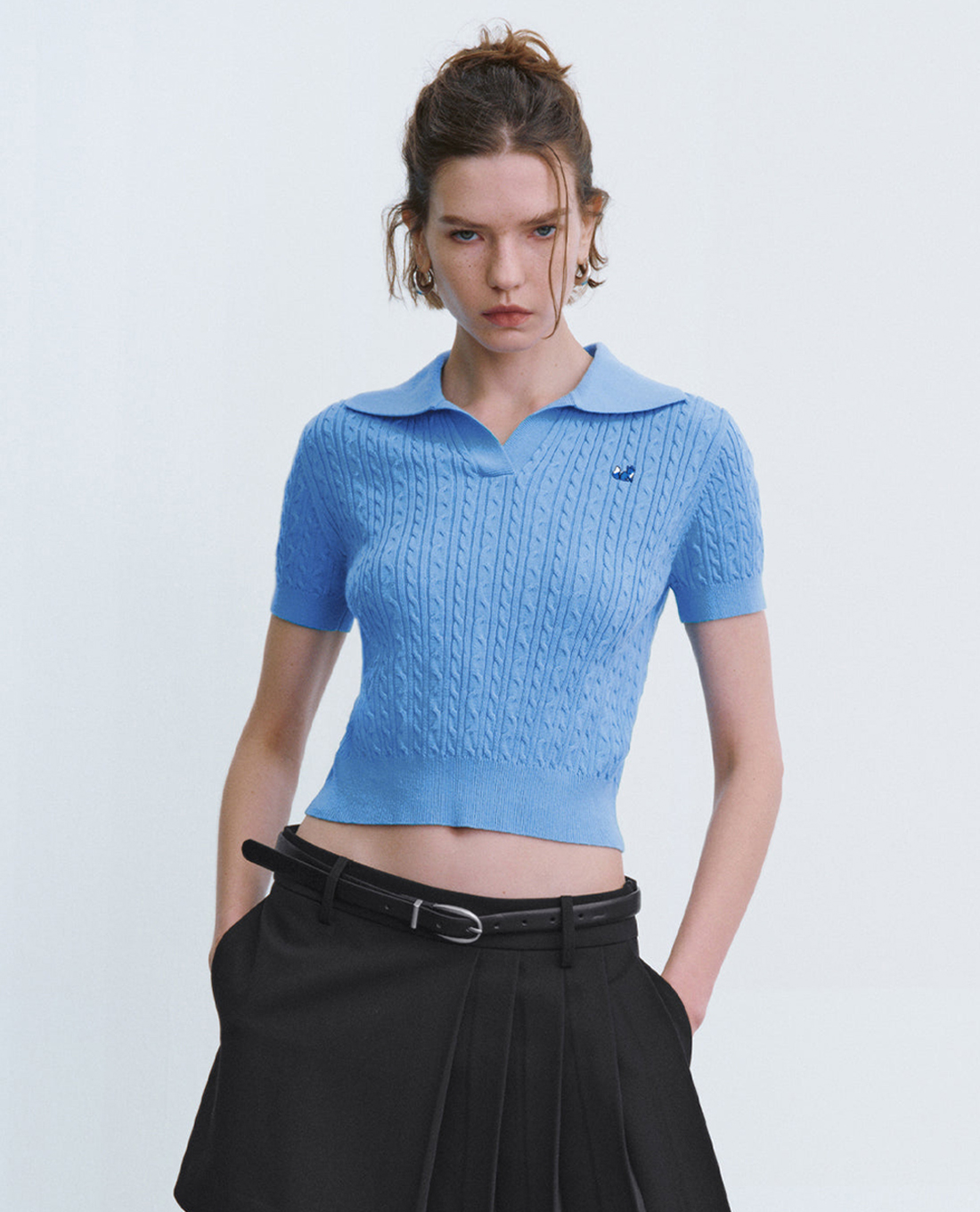 URBAN REVIVO - Áo polo nữ dệt kim cổ bẻ tay ngắn