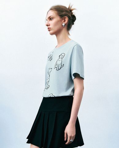  URBAN REVIVO - Áo thun nữ cổ tròn tay ngắn Dog Printed 