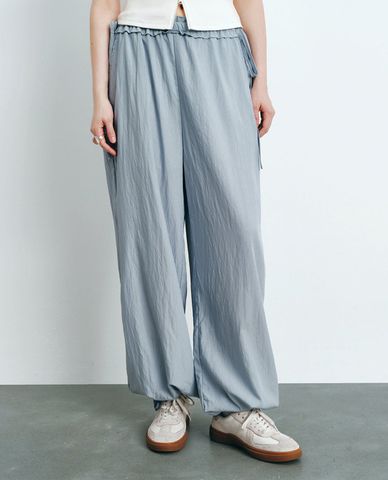  URBAN REVIVO - Quần nữ ống rộng lưng thun thắt nơ Elastic 