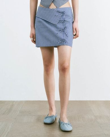  URBAN REVIVO - Chân váy chữ A mini kẻ sọc 