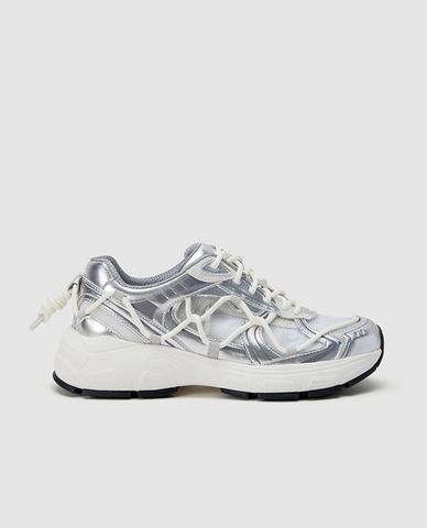  URBAN REVIVO - Giày sneakers nữ cổ thấp hiện đại 