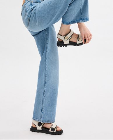  COACH - Giày sandals nữ đế thấp Brynn 