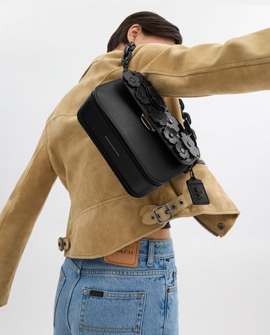  COACH - Túi xách nữ phom chữ nhật đính hoa hồng Rogue 