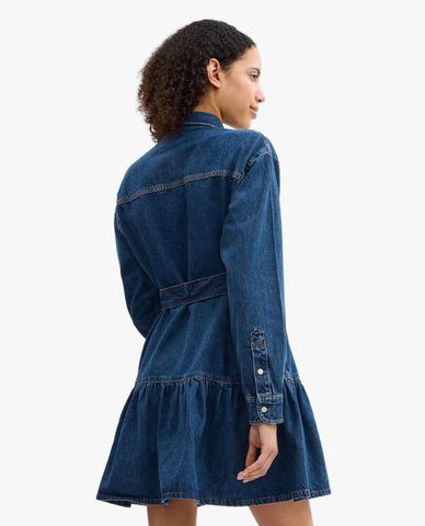  COACH - Đầm denim mini phối thắt lưng sang trọng 