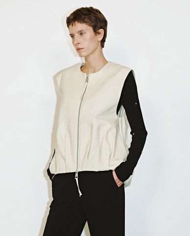  URBAN REVIVO - Áo khoác gilet nữ phối khóa zip thời thượng 