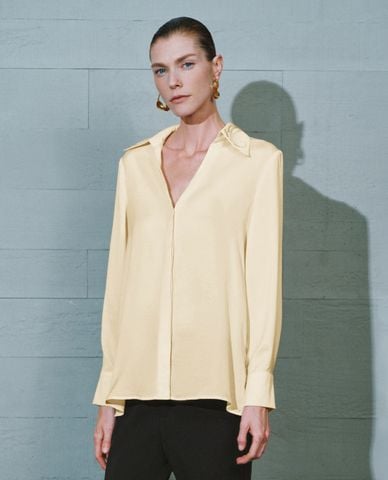  URBAN REVIVO - Áo sơ mi nữ cổ V tay dài thanh lịch 