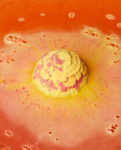  LUSH - Bom tắm Cempasúchil 