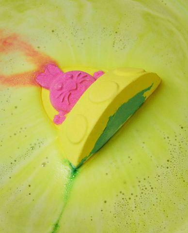  LUSH - Bom tắm Alien Bunny 