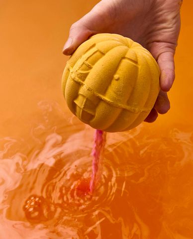  LUSH - Bom tắm Enchanted Fairy House 