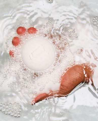  LUSH - Bom tắm Butterball 