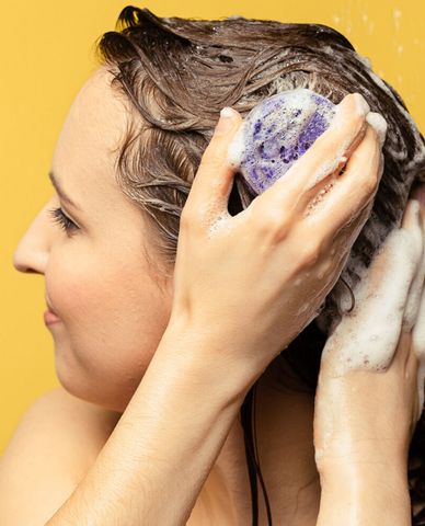  LUSH - Xà phòng gội đầu Jumping Juniper 