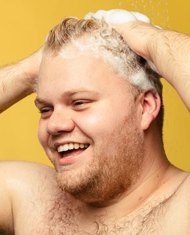  LUSH - Xà phòng gội đầu Montalbano 