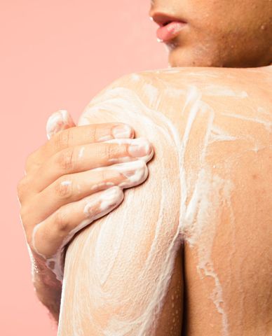  LUSH - Tẩy tế bào chết toàn thân Co-Mingle 