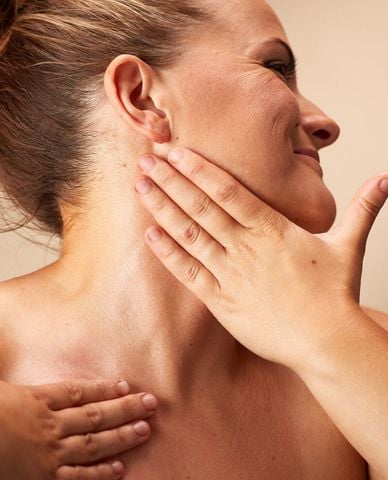  LUSH - Kem dưỡng thể Biomic (Tự bảo quản) 