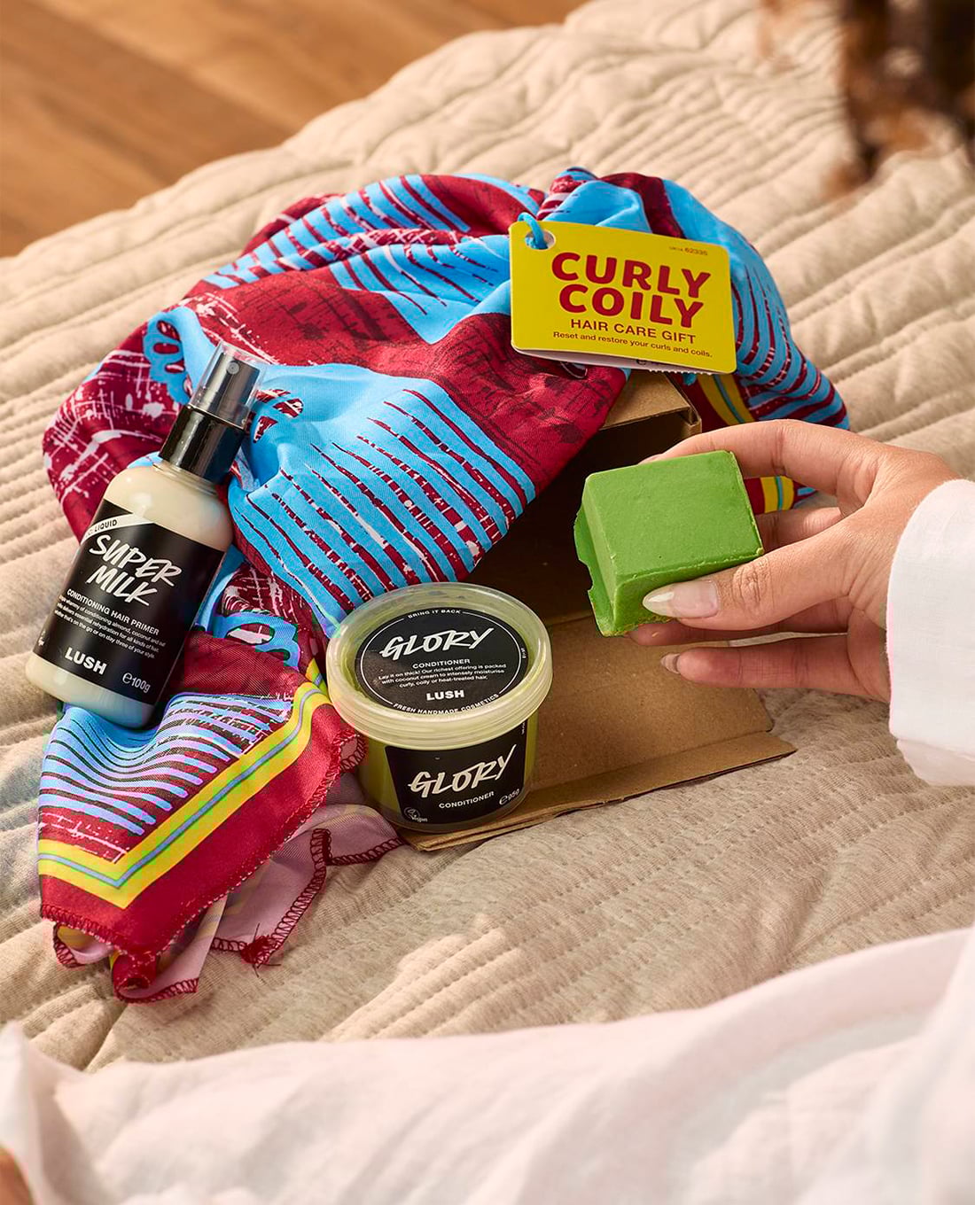 LUSH - Bộ Quà Tặng Chăm Sóc Tóc Curly Coily