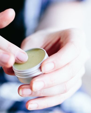  LUSH - Sáp dưỡng môi Key Lime Pie 