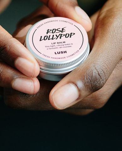  LUSH - Sáp dưỡng môi Rose Lollipop 