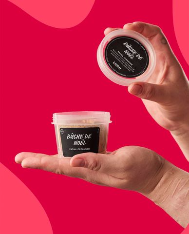  LUSH - Sữa rửa mặt Bûche de Noël 