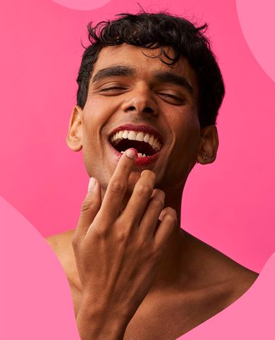  LUSH - Tẩy tế bào chết môi Merry Kissmas 