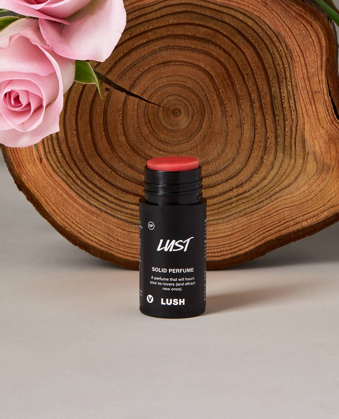 LUSH - Nước hoa khô Lust