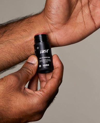  LUSH - Nước hoa khô Lust 