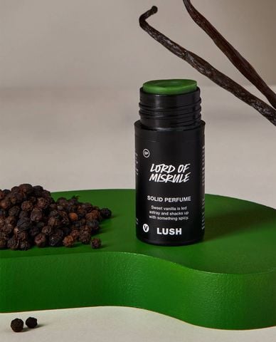  LUSH - Nước hoa khô Lord Of Misrule 