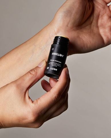  LUSH - Nước hoa khô Vanillary 