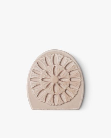  LUSH - Xà phòng rửa mặt Fresh Farmacy 