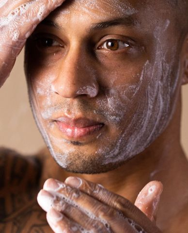  LUSH - Xà phòng rửa mặt Fresh Farmacy 