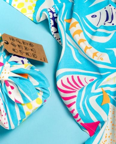  LUSH - Khăn vải A Shoal Of Fish 