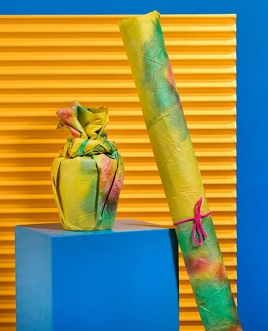  LUSH - Giấy gói quà Yellow 